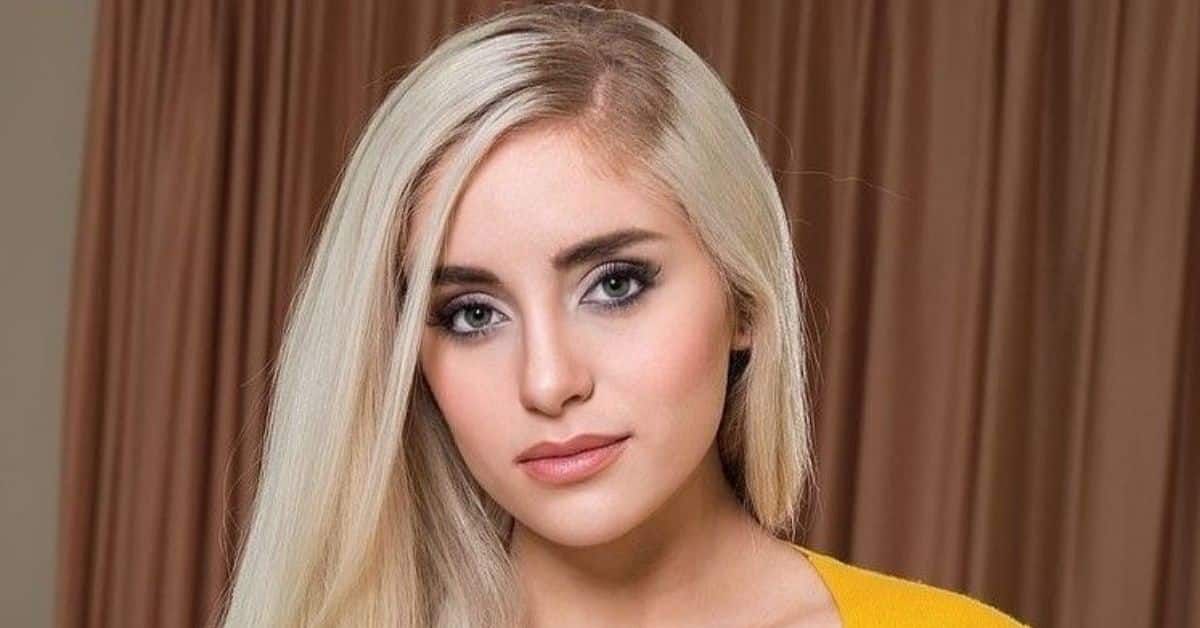 Naomi Woods